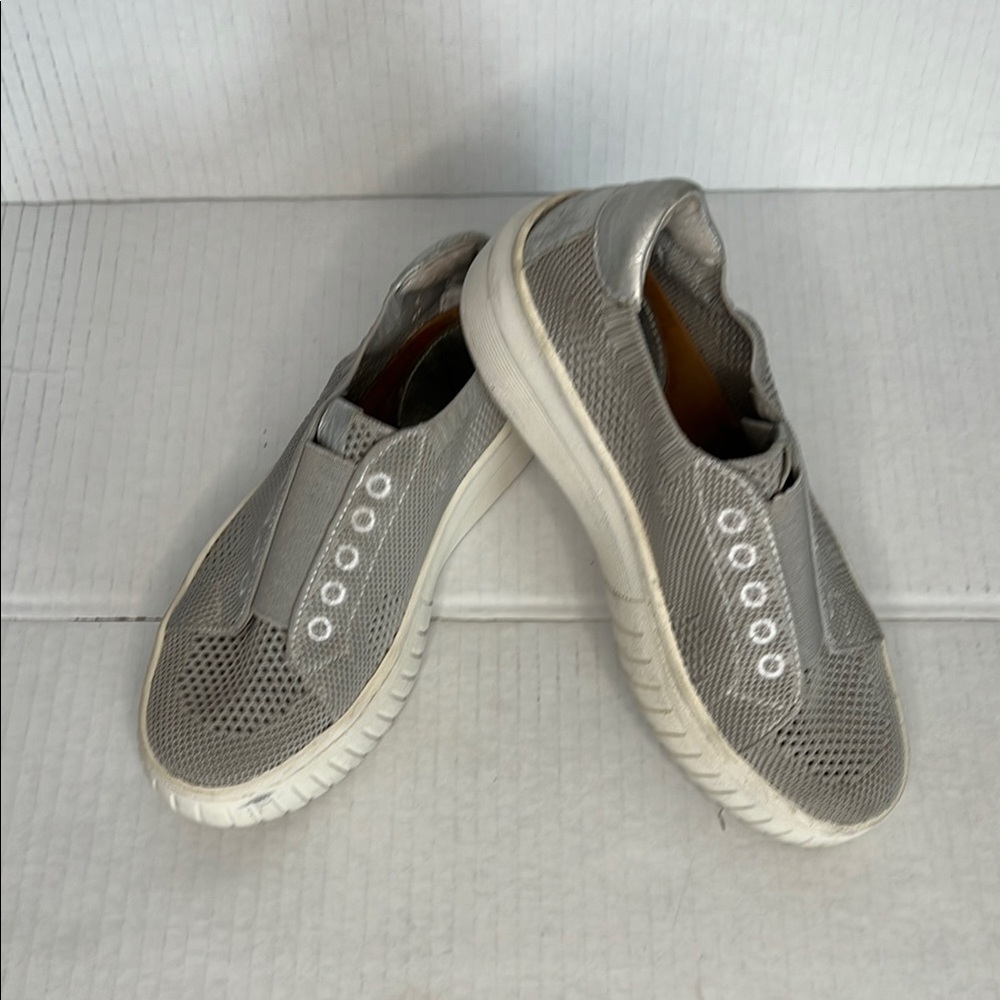 Sofft Gray Slip-On Sneakers with Elastic Panels